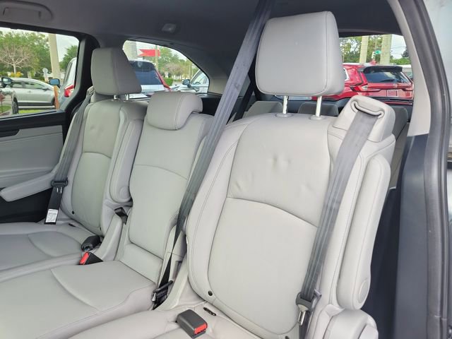 Certified 2024 Honda Odyssey Touring image 12