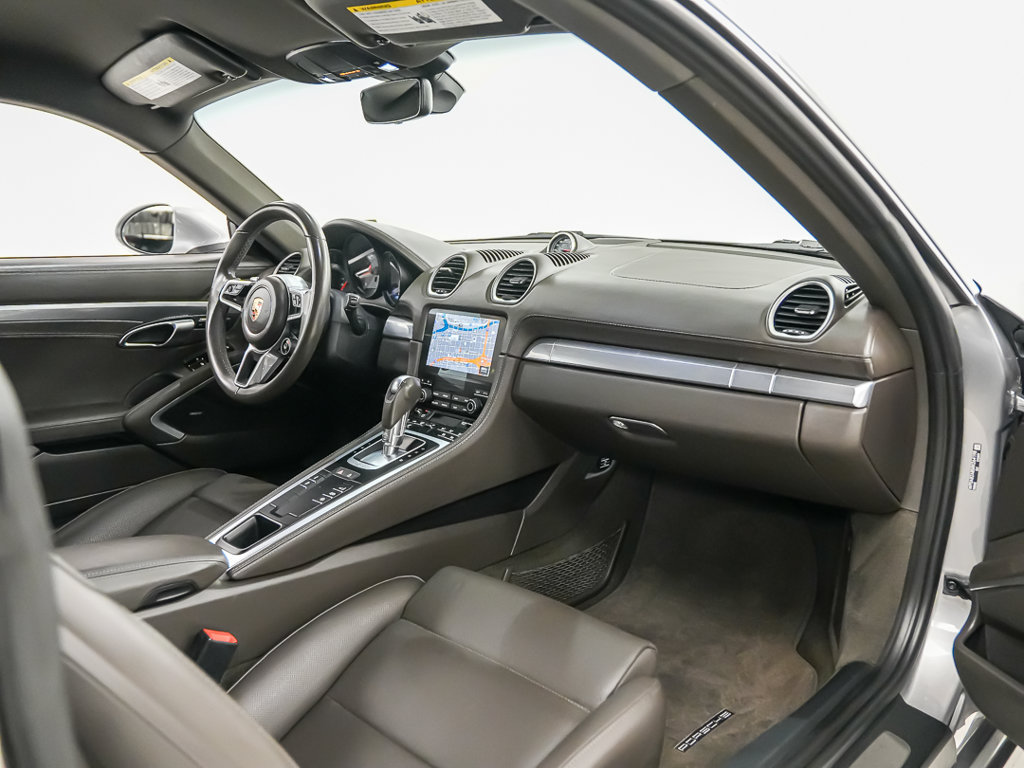 Used 2024 Porsche 718 Cayman S RWD image 15