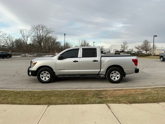 Used 2019 Nissan Titan S w/ S Utility Package image 9