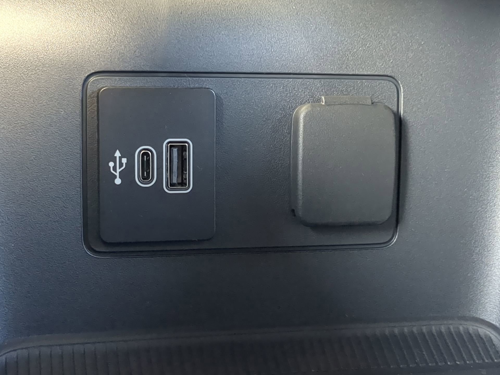 New 2026 Ford Explorer ST-Line w/ Premium Package image 57