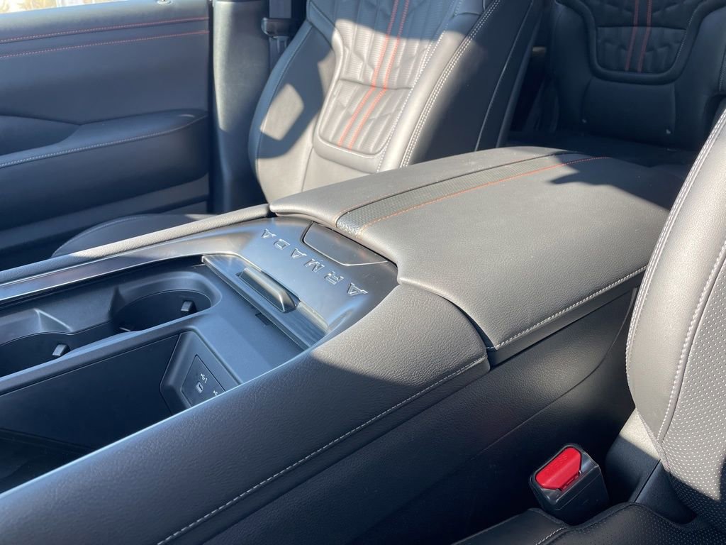 Used 2025 Nissan Armada PRO-4X image 14