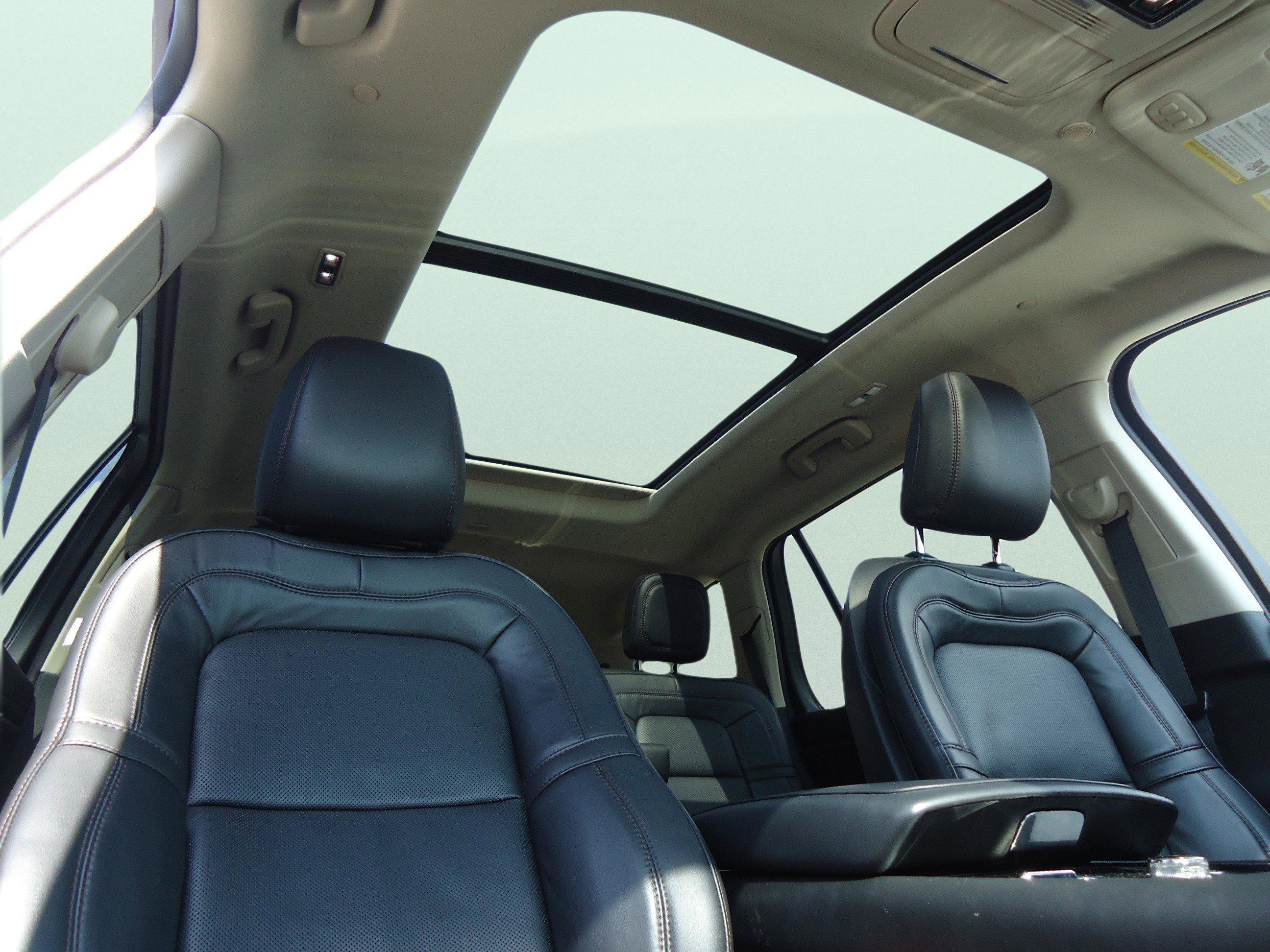 Certified 2023 Lincoln Aviator Reserve w/ Elements Package Plus AWD/4WD image 28
