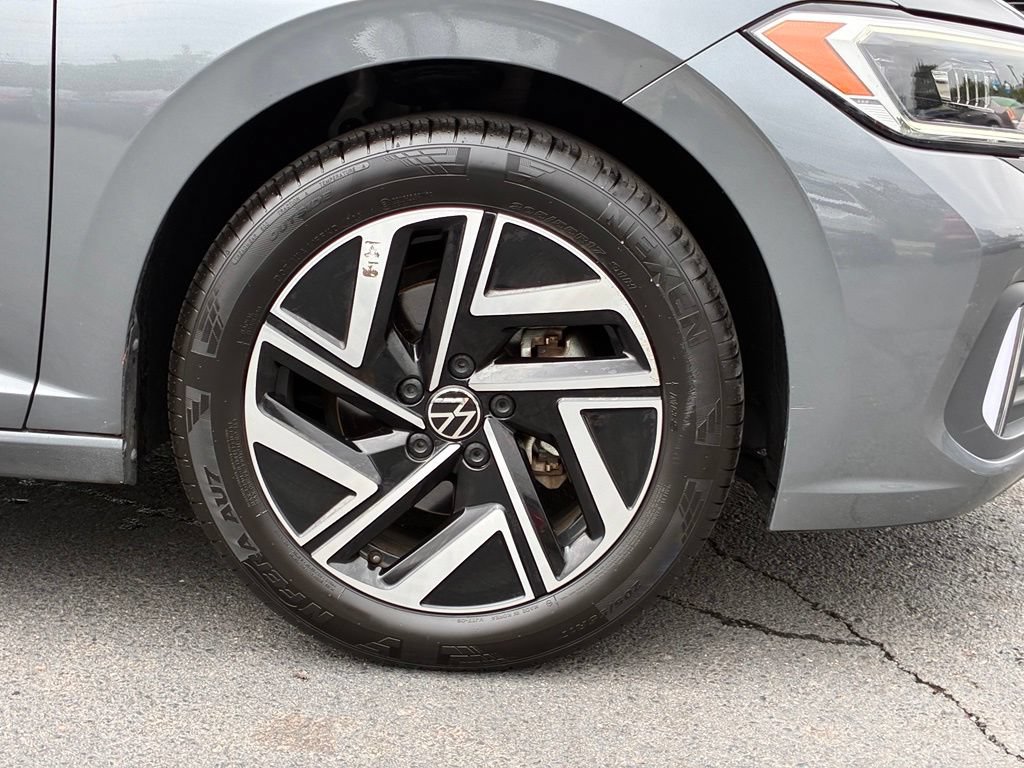 Used 2024 Volkswagen Jetta SEL FWD image 49