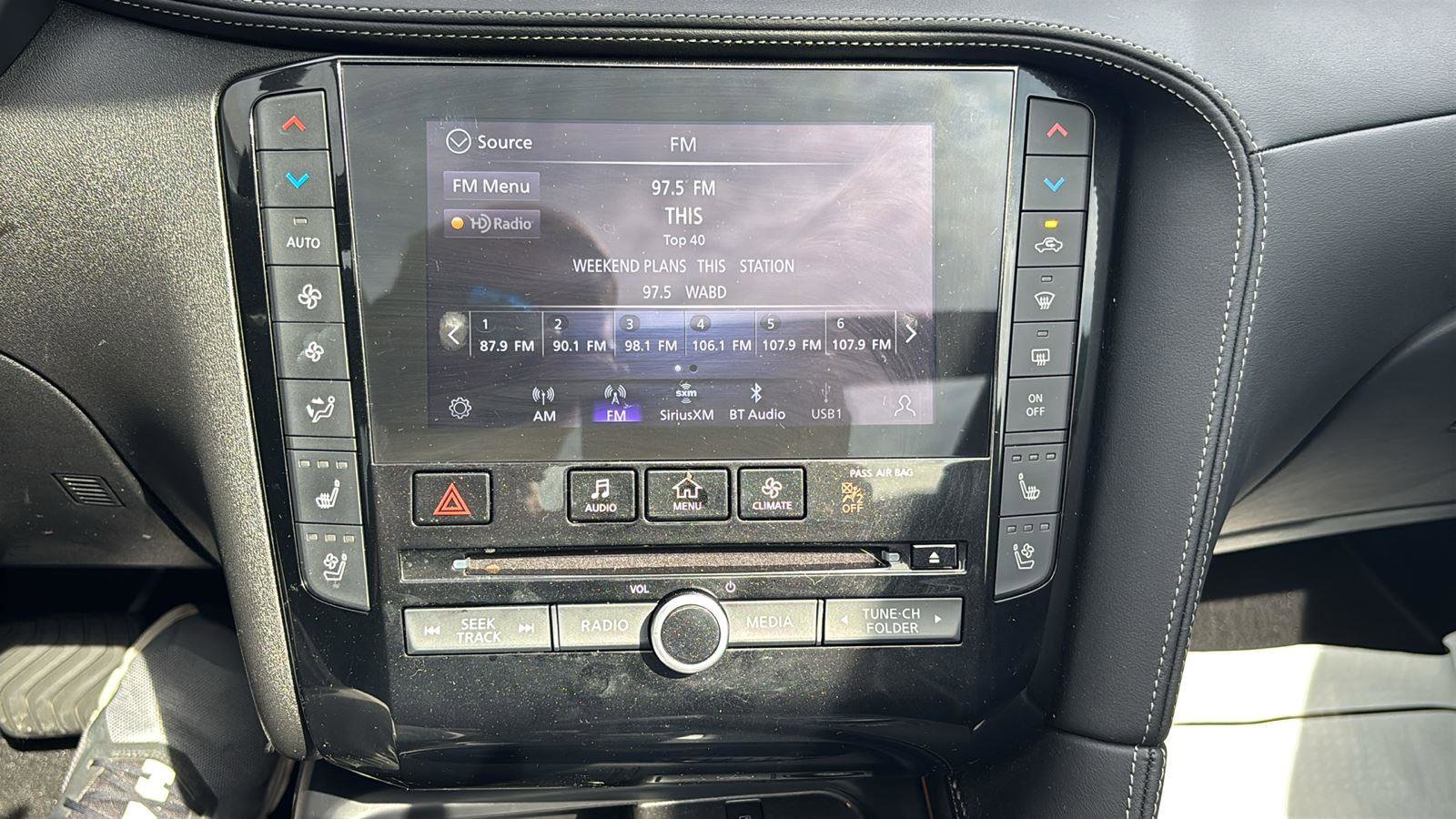 Used 2025 INFINITI QX50 Sport image 32