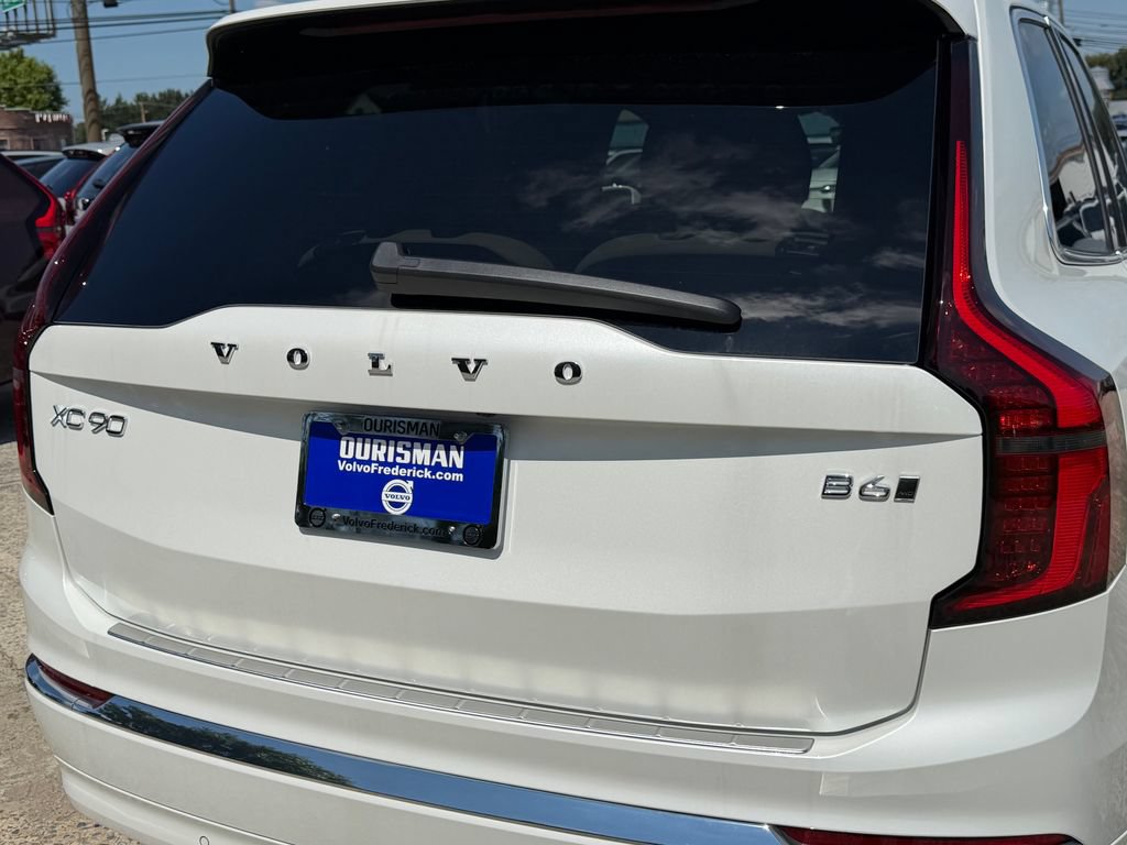 New 2026 Volvo XC90 B6 Plus w/ Protection Package Premier AWD/4WD image 5