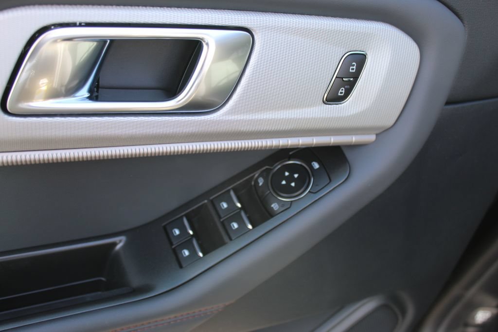 New 2026 Ford Explorer Active AWD/4WD image 22