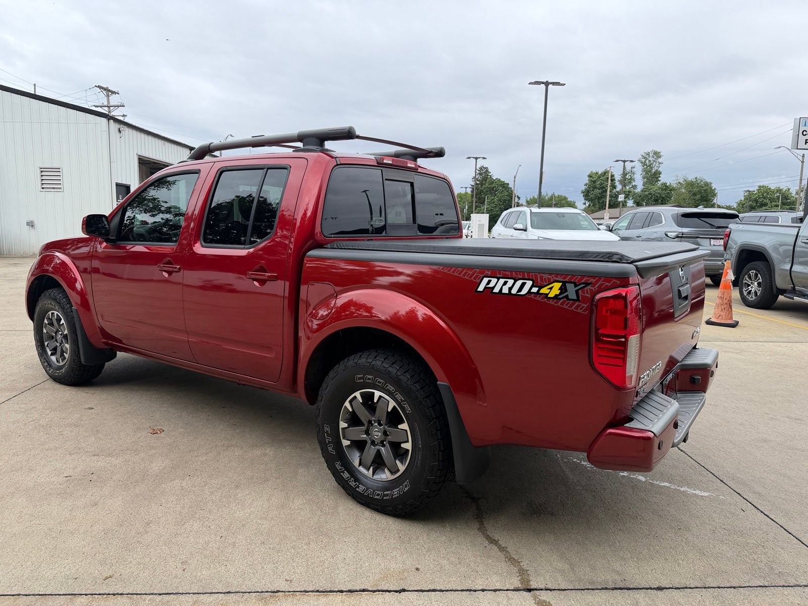 Used 2016 Nissan Frontier PRO-4X w/ Pro-4x Luxury Package AWD/4WD image 28