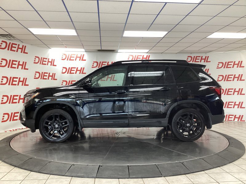 Used 2024 Honda Passport Black Edition image 4