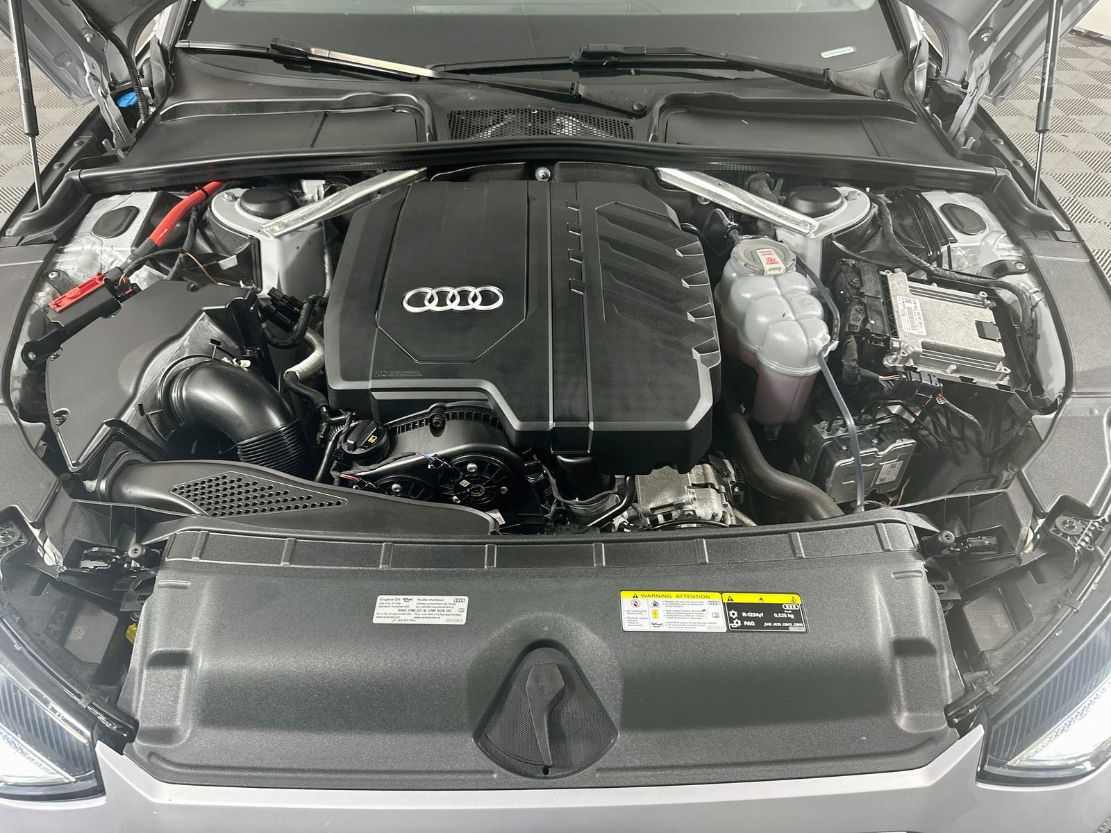 Used 2021 Audi A4 2.0T Premium w/ Convenience Package AWD/4WD image 30