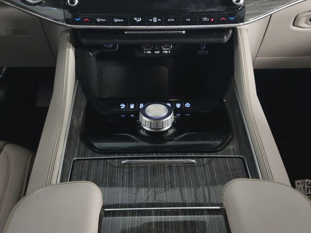 Used 2022 Jeep Wagoneer Series III image 24