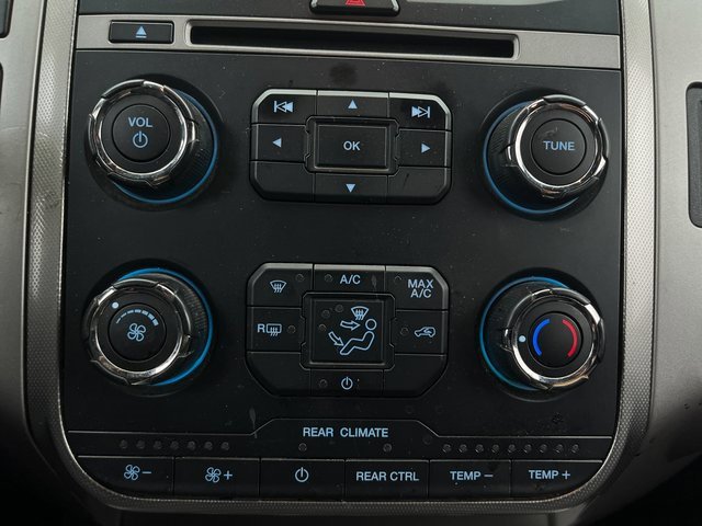 Used 2017 Ford Expedition XLT image 16