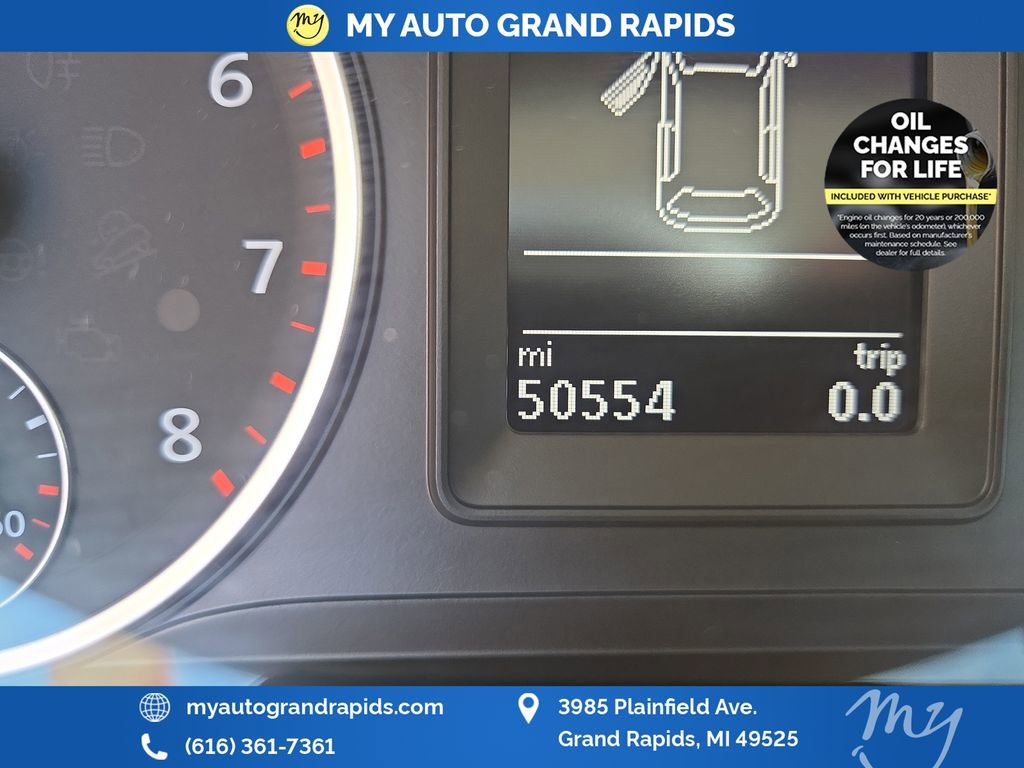 Used 2017 Volkswagen Tiguan S image 18