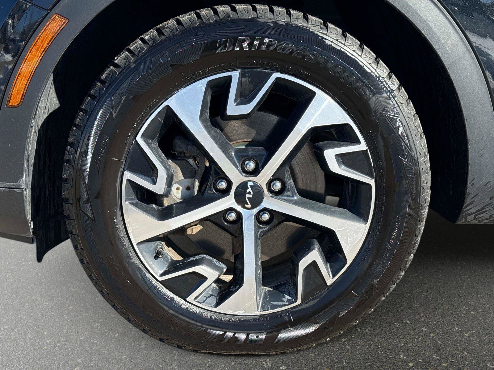 Used 2023 Kia Sportage EX w/ EX Premium Package image 9