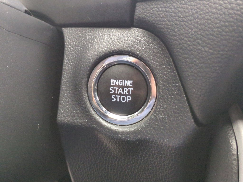 Used 2024 Toyota RAV4 XLE w/ Convenience Package FWD image 28