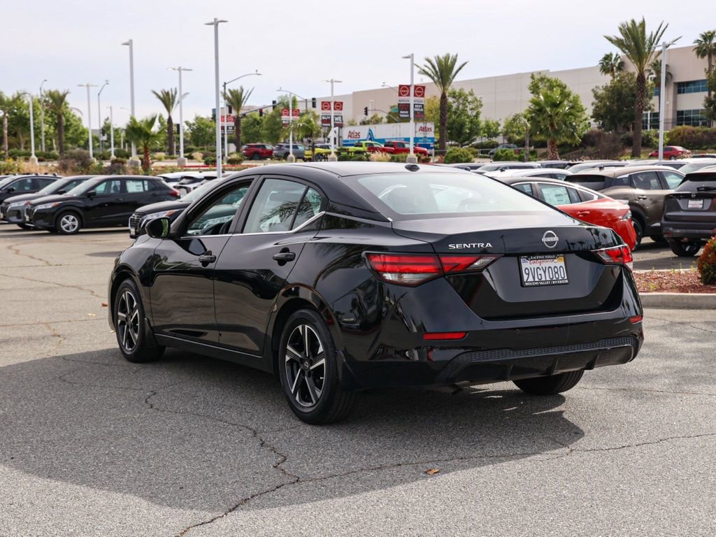 Used 2025 Nissan Sentra SV image 6