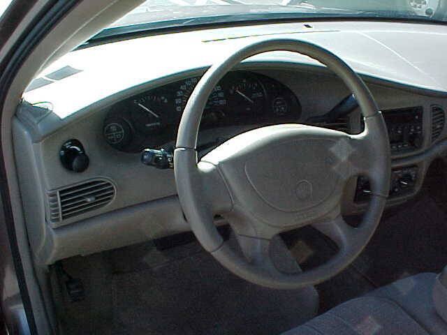 Used 2004 Buick Century Custom FWD image 21