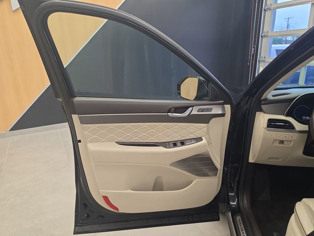 Used 2020 Hyundai Palisade Limited image 11