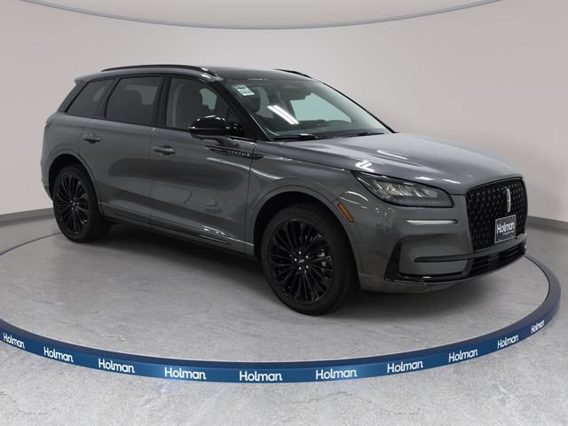 Used 2025 Lincoln Corsair AWD w/ Equipment Group 101A image 3
