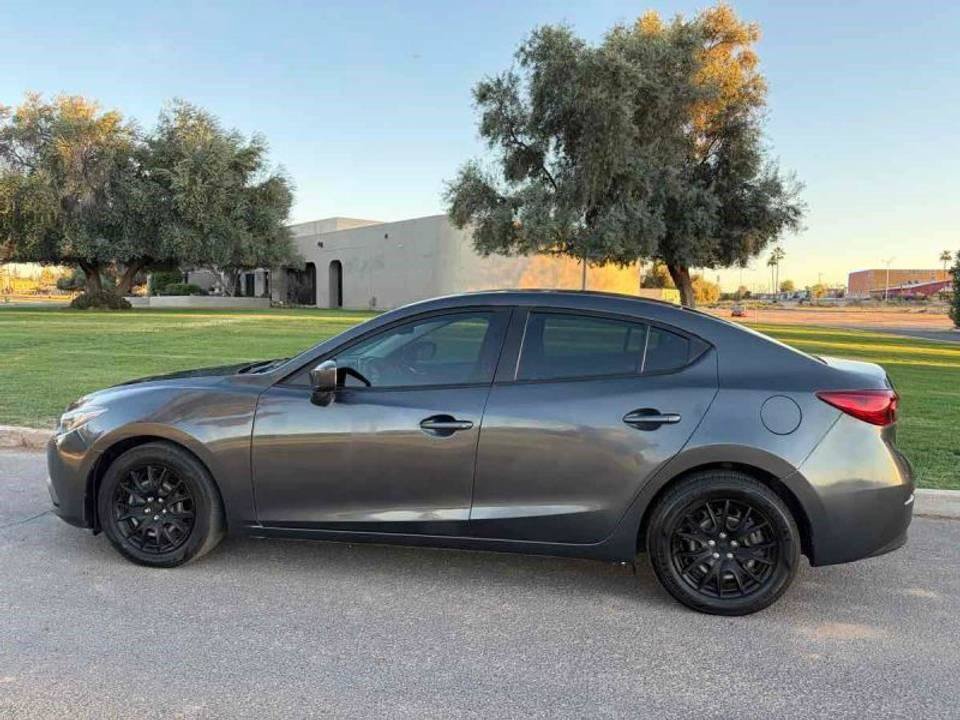 Used 2015 MAZDA MAZDA3 i Sport FWD image 4