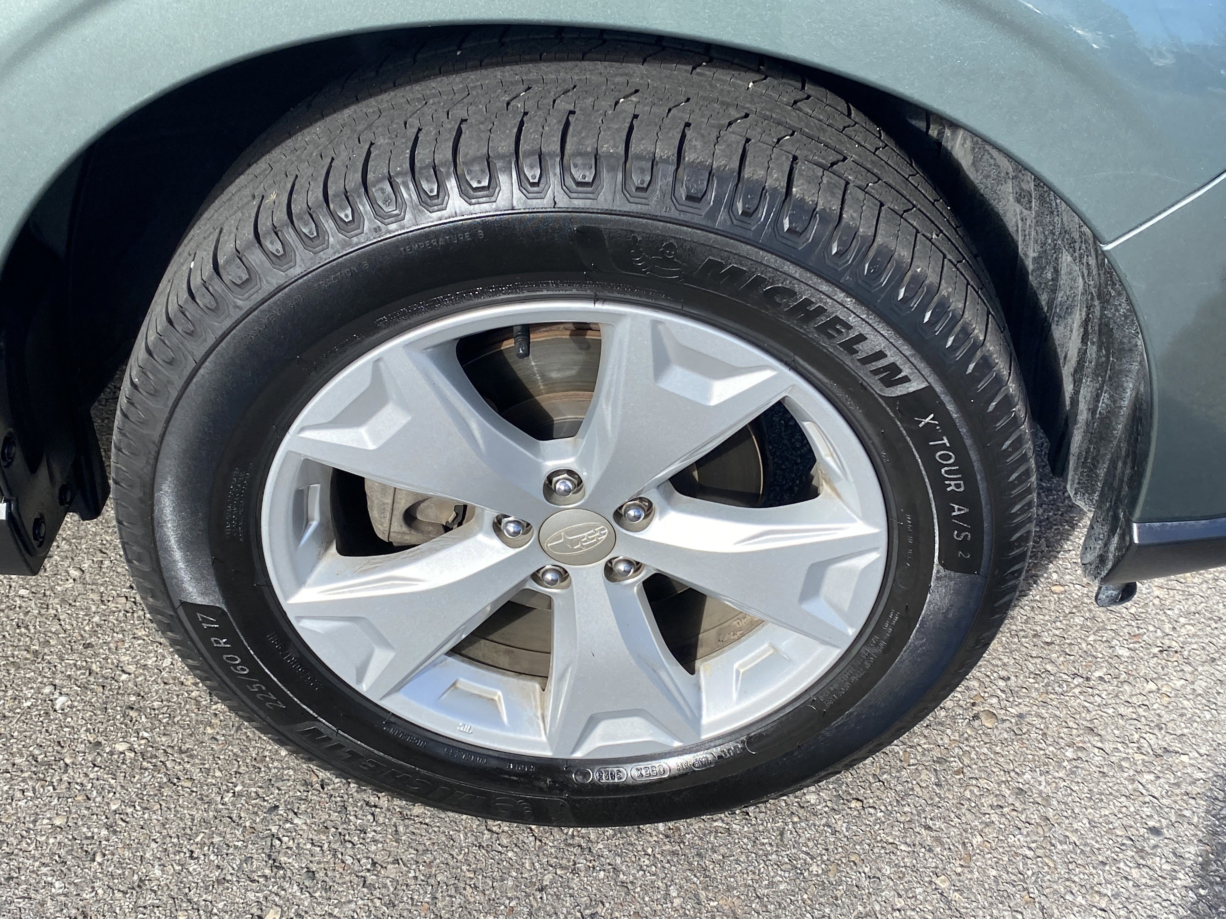 Used 2016 Subaru Forester 2.5i Premium w/ All-Weather Package image 28