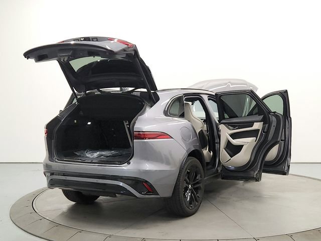 Used 2025 Jaguar F-PACE R-Dynamic S image 14