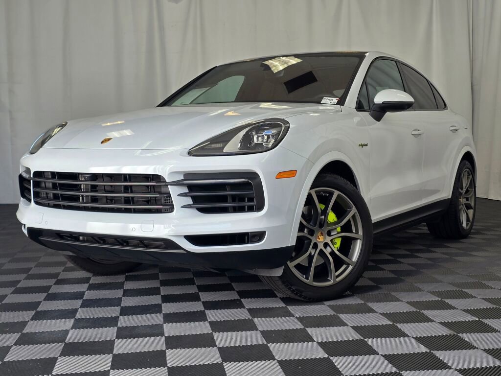 Certified 2023 Porsche Cayenne Platinum Edition