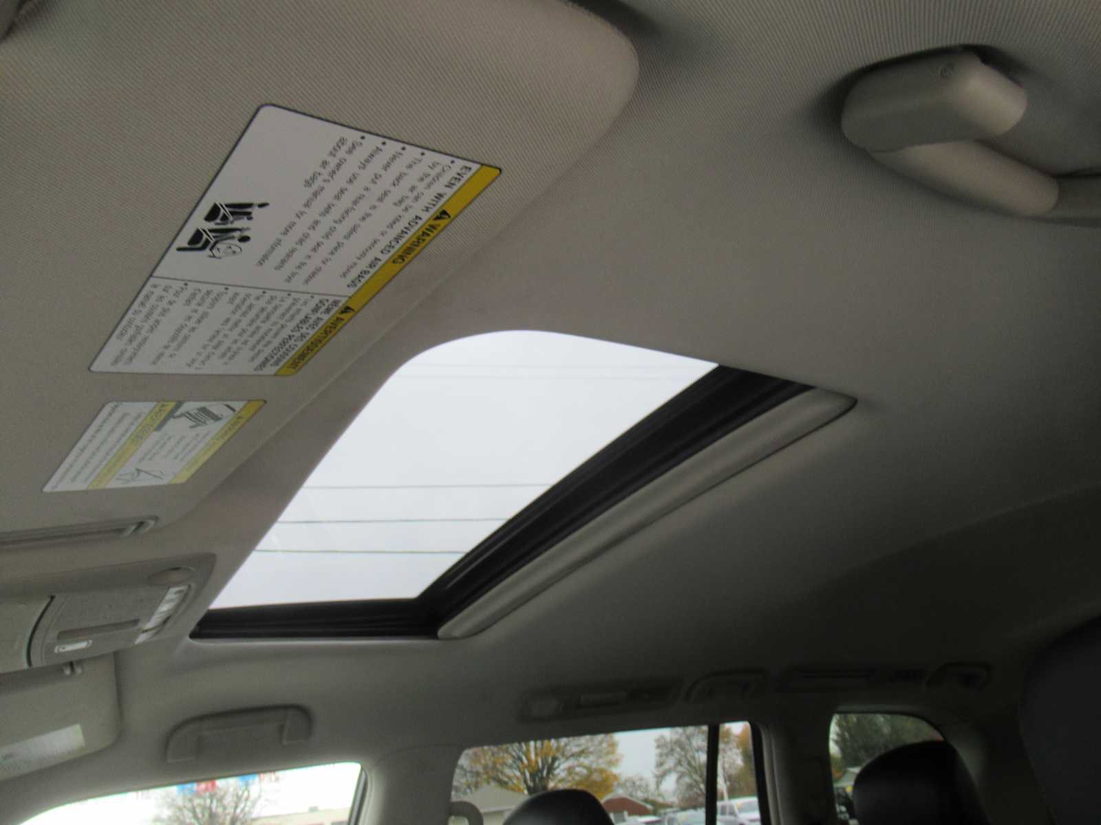 Used 2019 Nissan Armada SL w/ Premium Package image 24