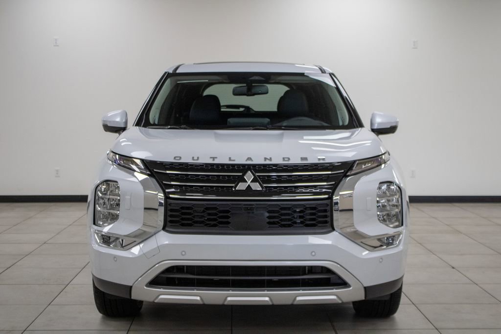 New 2023 Mitsubishi Outlander SEL image 9