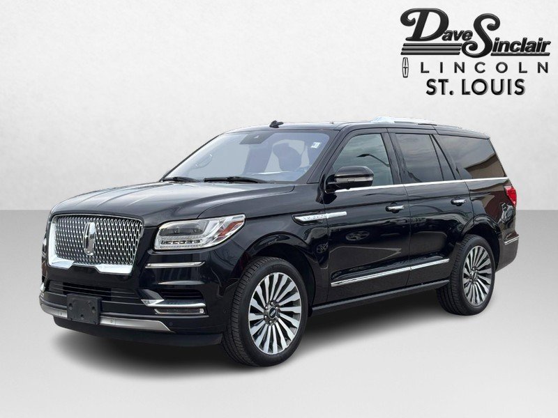 Used 2019 Lincoln Navigator Reserve image 1