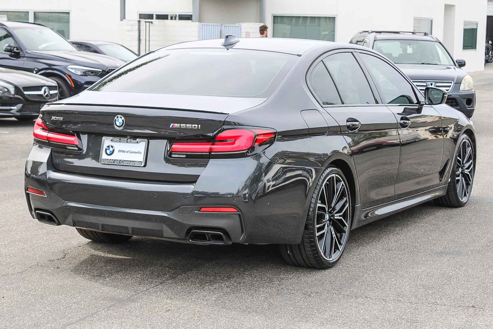 Used 2023 BMW M550i xDrive image 6