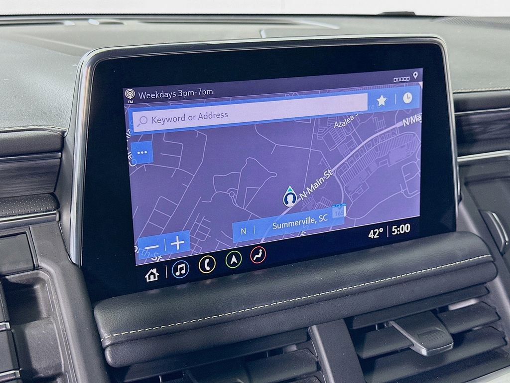 Used 2021 GMC Yukon XL SLT w/ SLT Premium Package image 29