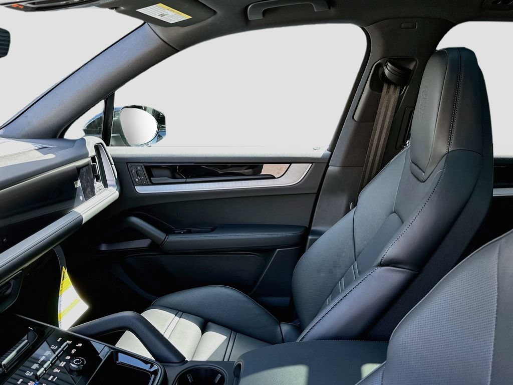 New 2026 Porsche Cayenne S AWD/4WD image 26