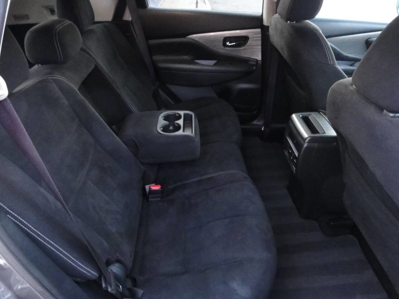 Used 2017 Nissan Murano SV image 12