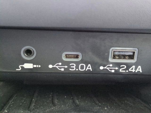 Used 2025 Subaru Outback Limited XT image 19