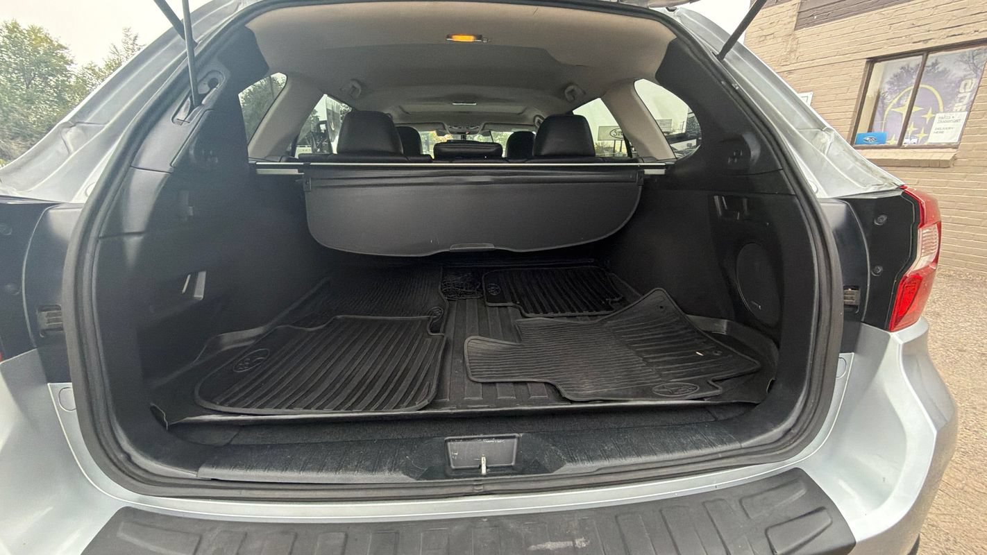 Used 2017 Subaru Outback 2.5i Limited AWD/4WD image 24