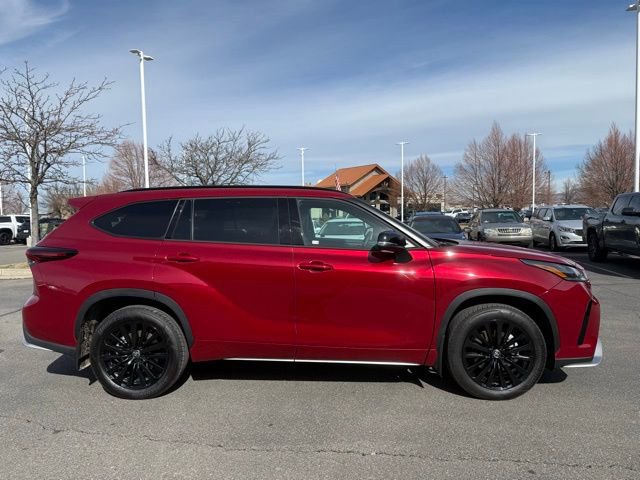 Certified 2026 Toyota Highlander XSE image 5