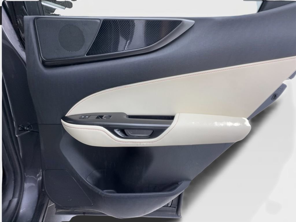 Used 2024 Lexus NX 250 FWD w/ Towing Package (2000 Lbs) image 28