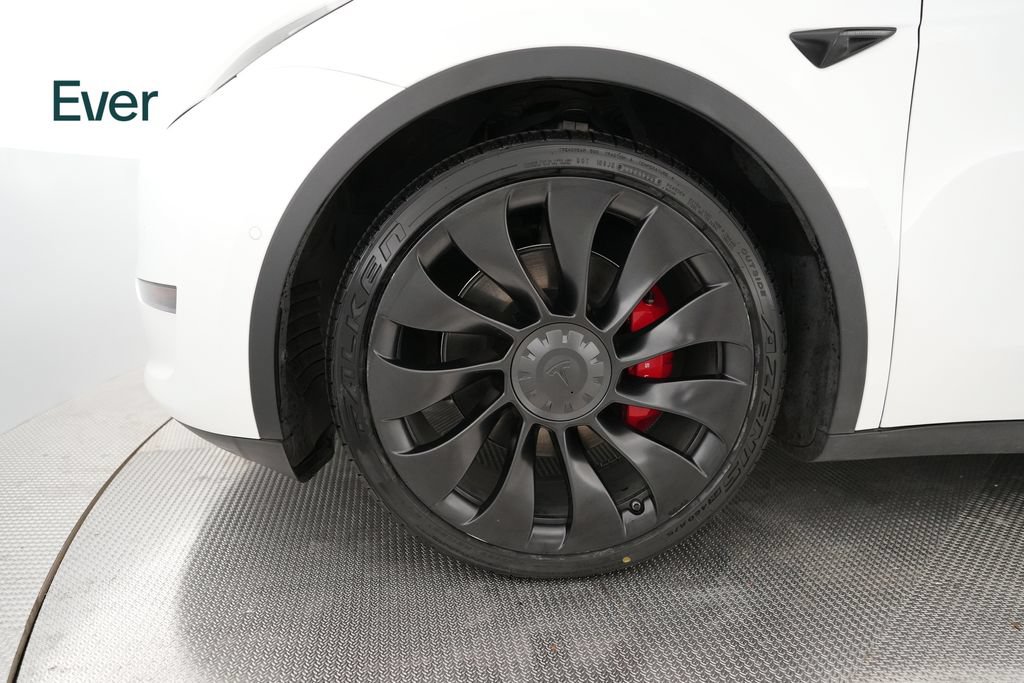 Used 2022 Tesla Model Y Performance AWD/4WD image 18