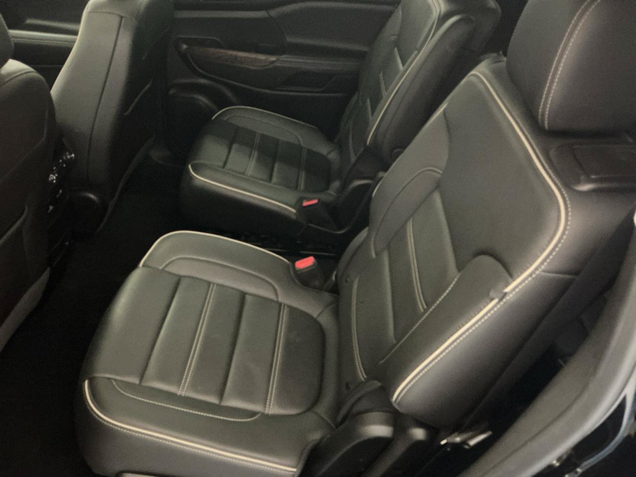 Used 2023 GMC Acadia Denali w/ Black Diamond Edition AWD/4WD image 11