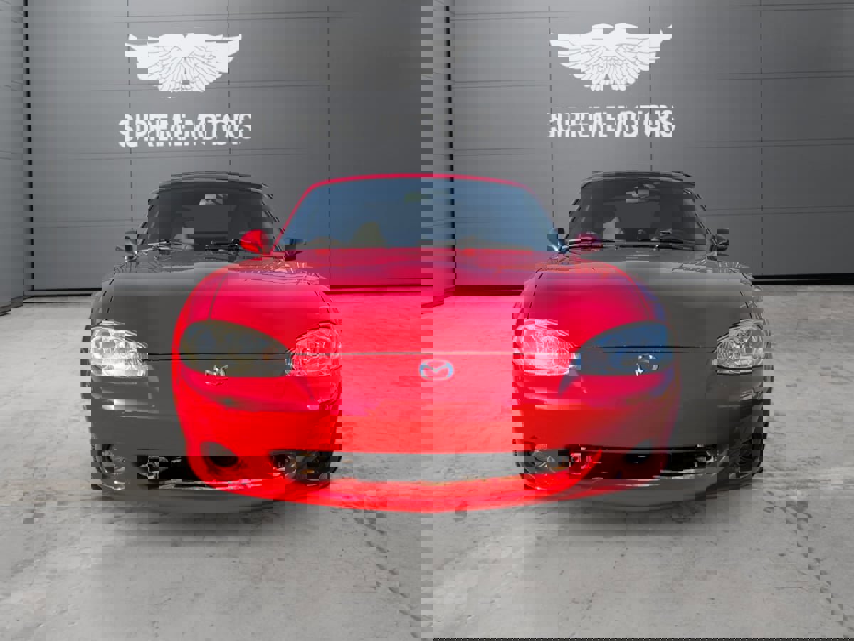 Used 2004 MAZDA MX-5 Miata w/ Convenience Pkg image 8