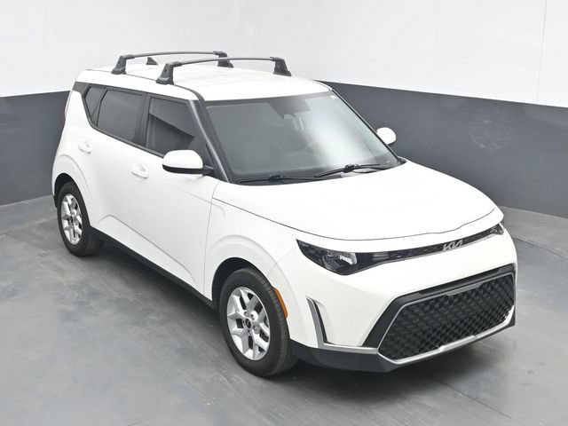 Used 2024 Kia Soul LX w/ Option Group 015 FWD image 13