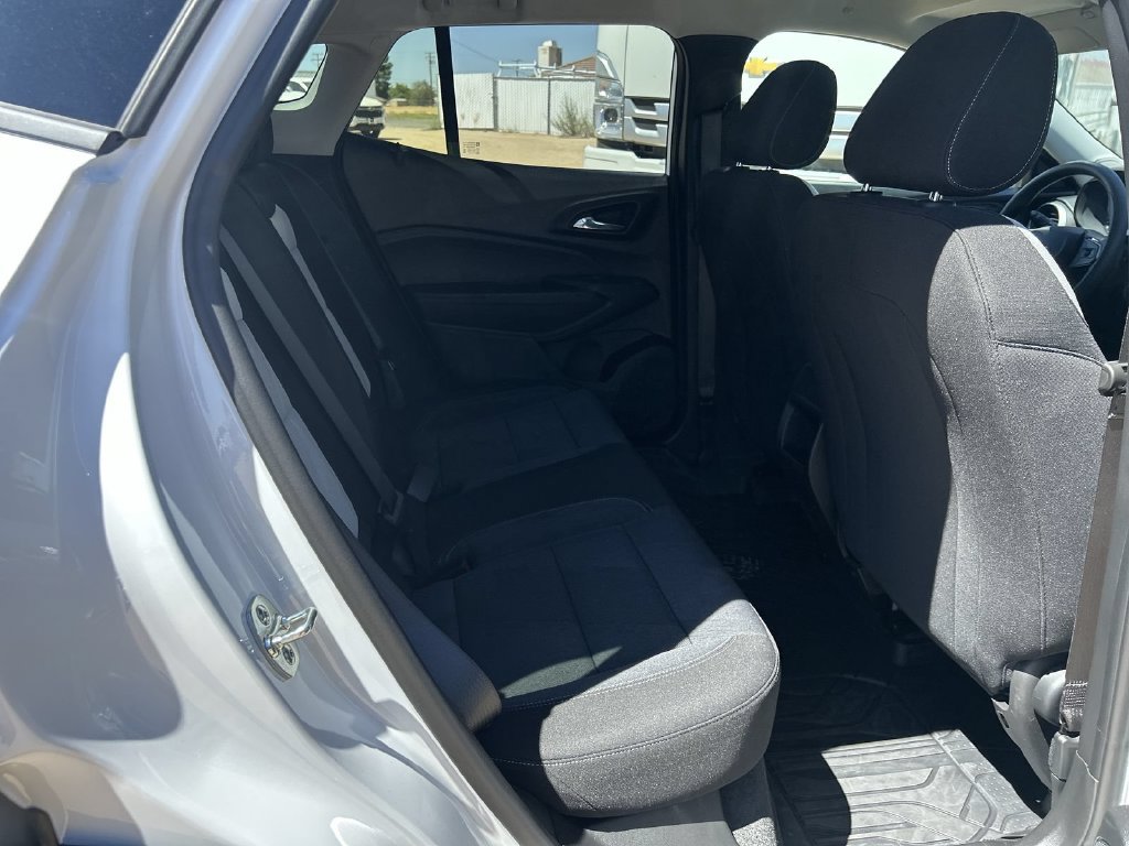 Certified 2026 Chevrolet Trax LS FWD image 25