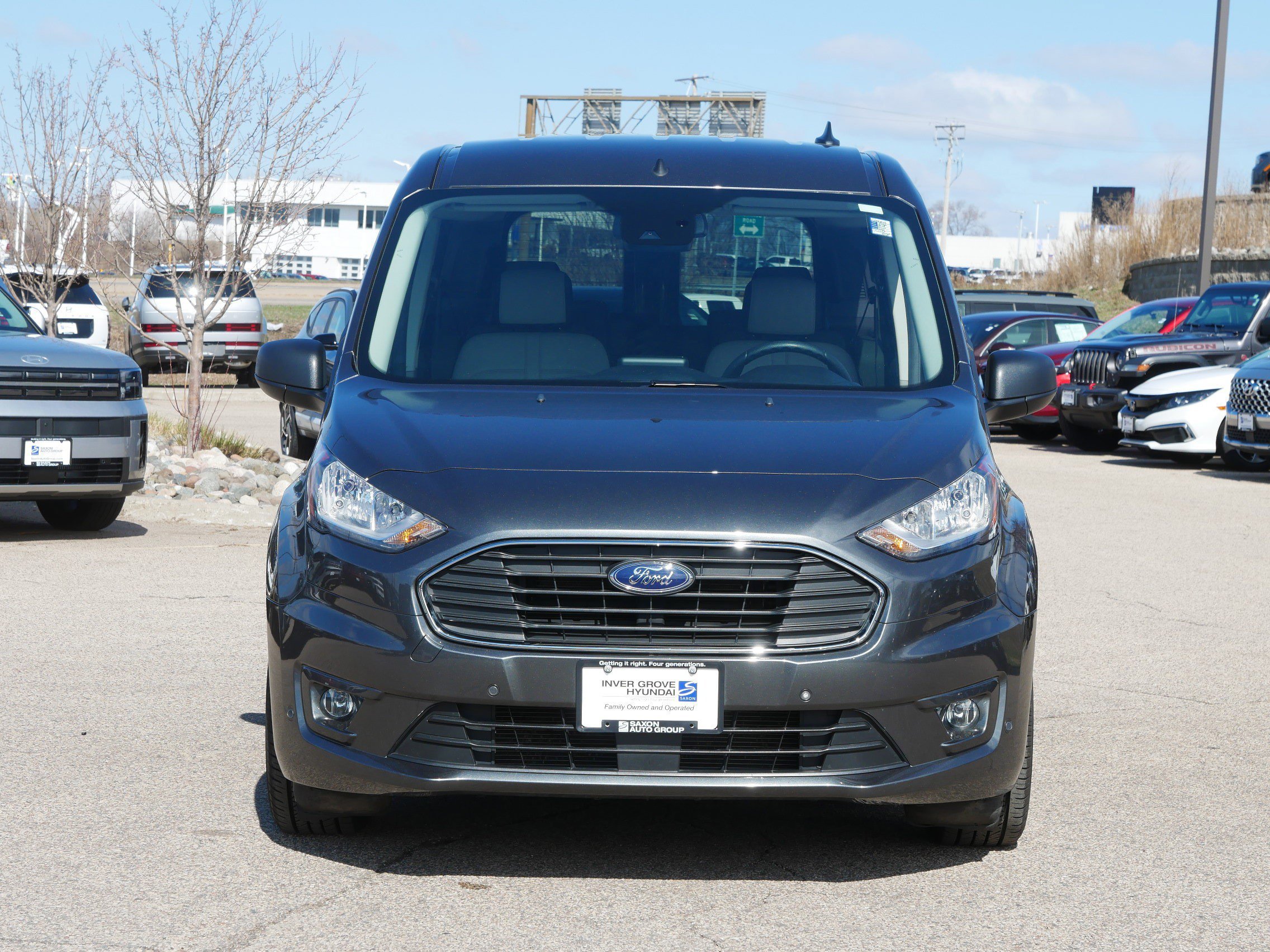 Used 2022 Ford Transit Connect XLT FWD image 3