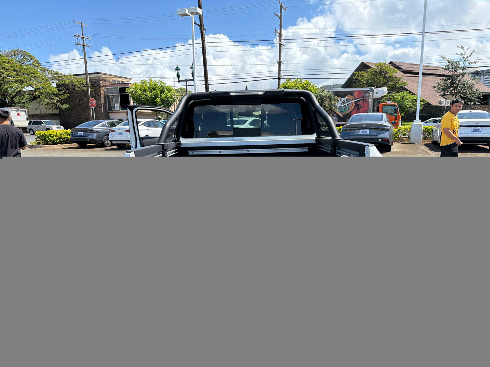 Used 2024 Nissan Frontier SV w/ Hardbody Edition AWD/4WD image 12