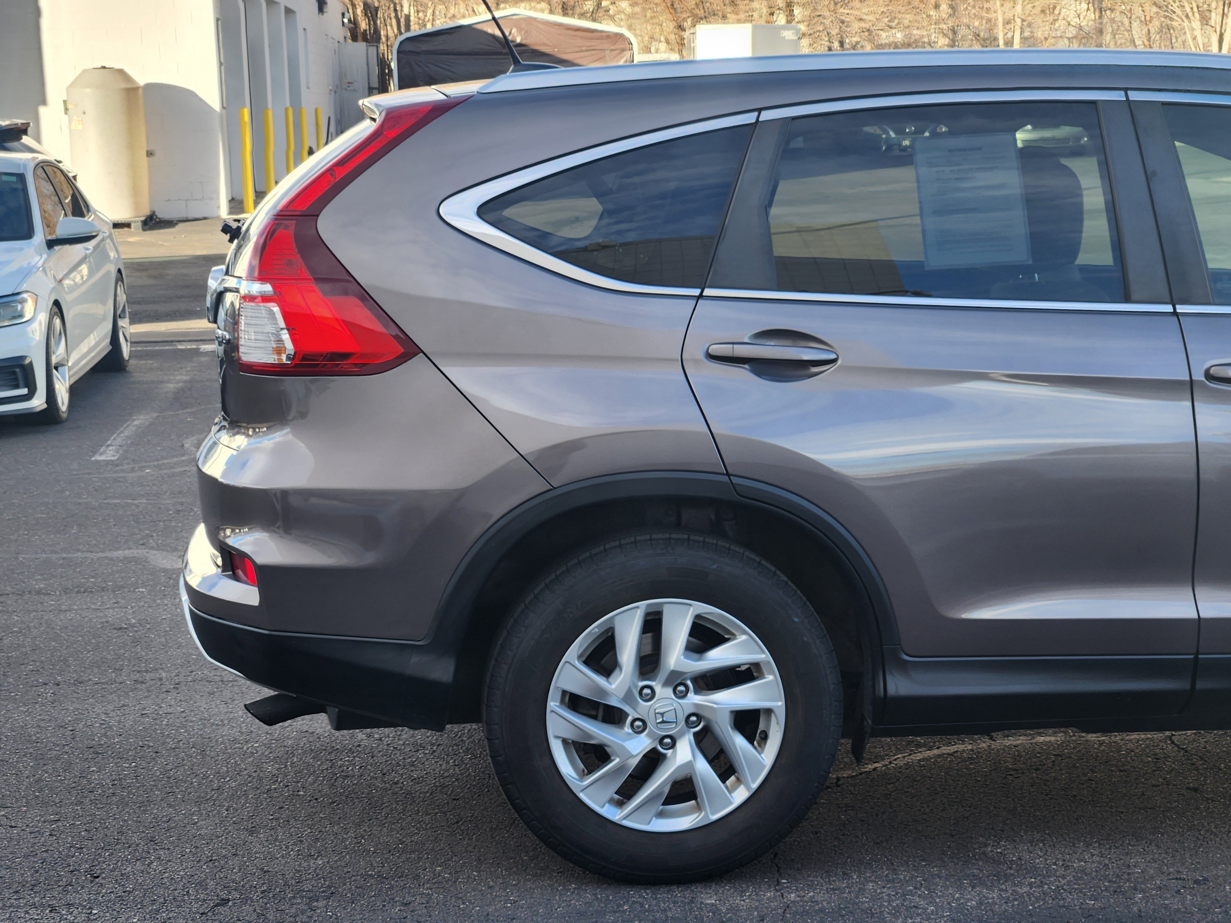 Used 2015 Honda CR-V EX-L image 6