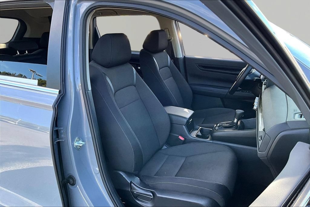 Used 2025 Honda CR-V LX image 21