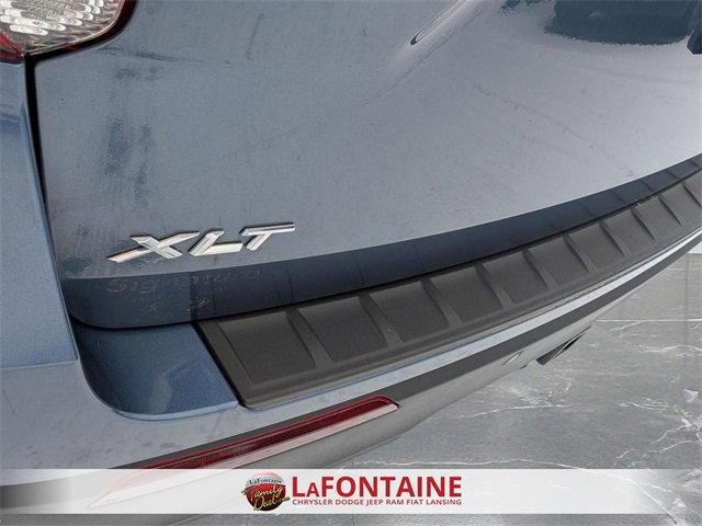 Used 2020 Ford Explorer XLT w/ Comfort Package image 10