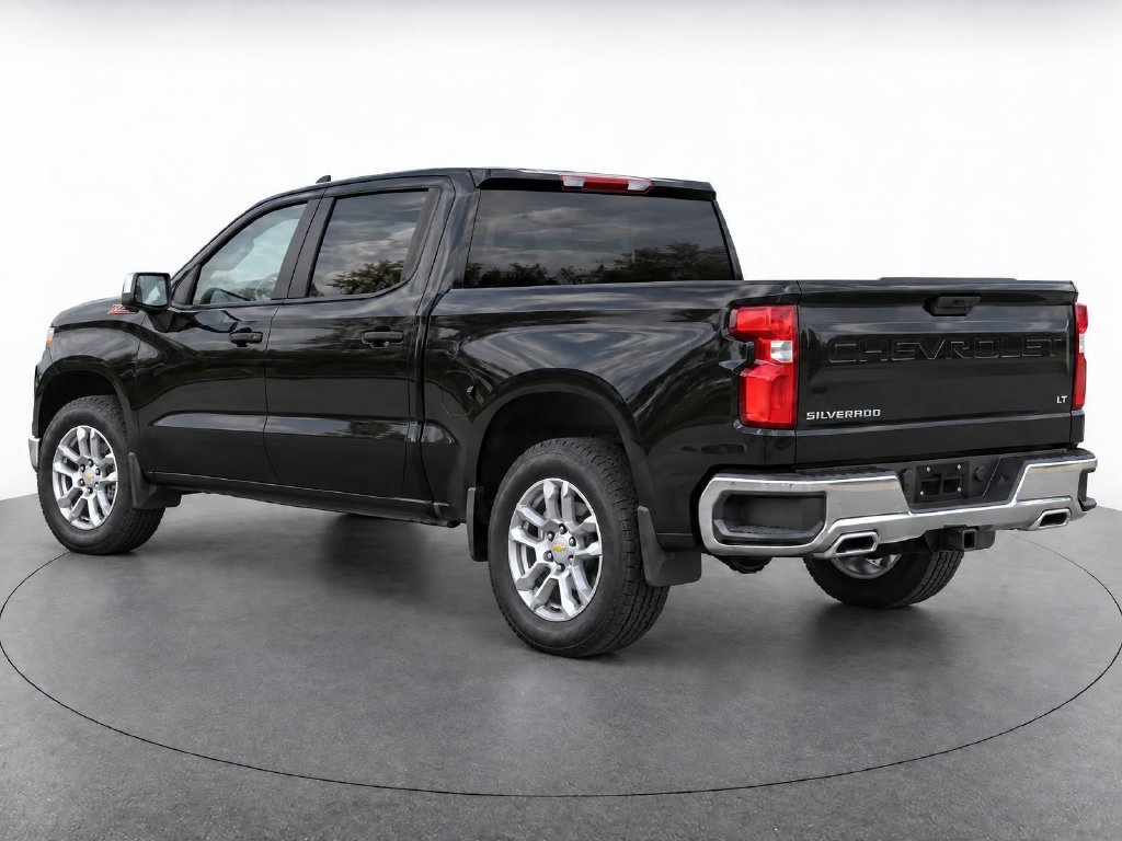 Used 2023 Chevrolet Silverado 1500 LT AWD/4WD image 4