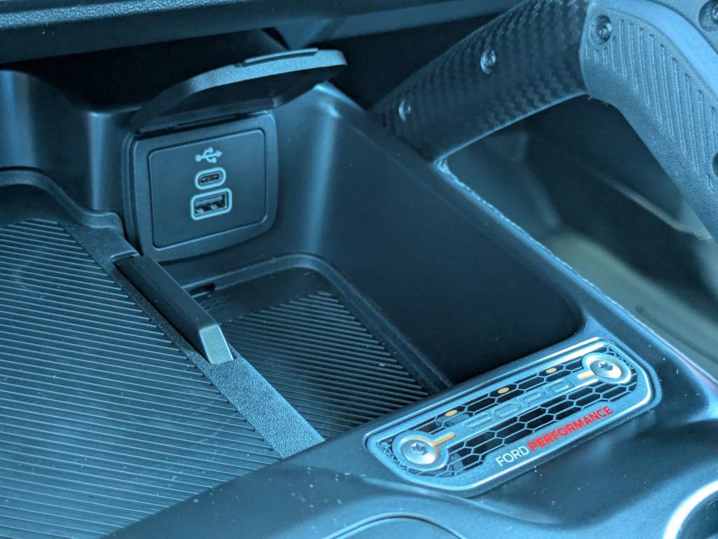 New 2026 Ford Bronco Raptor w/ Interior Carbon Fiber Pack AWD/4WD image 23