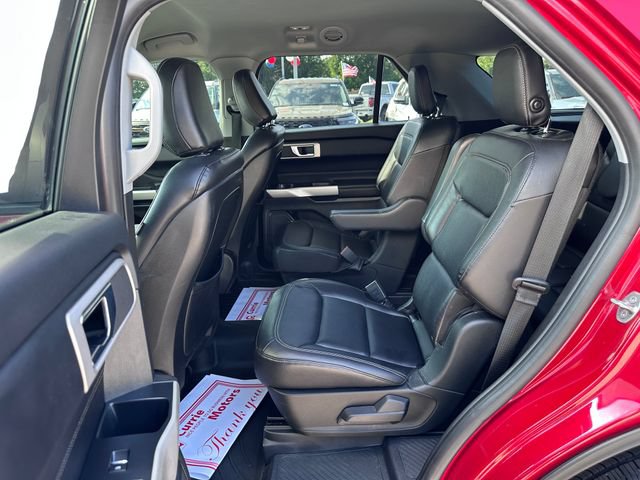 Certified 2020 Ford Explorer XLT w/ Equipment Group 202A AWD/4WD image 9